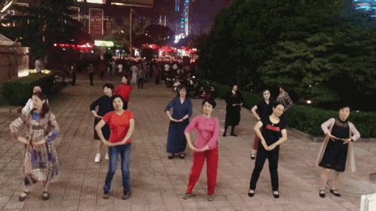 不穿秋裤真的容易得老寒腿吗,不穿秋裤怎么不得老寒腿