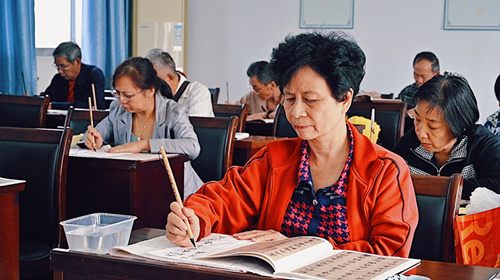 舞动康乐人生，中山这所学堂每年为1200多名长者提供免费教学