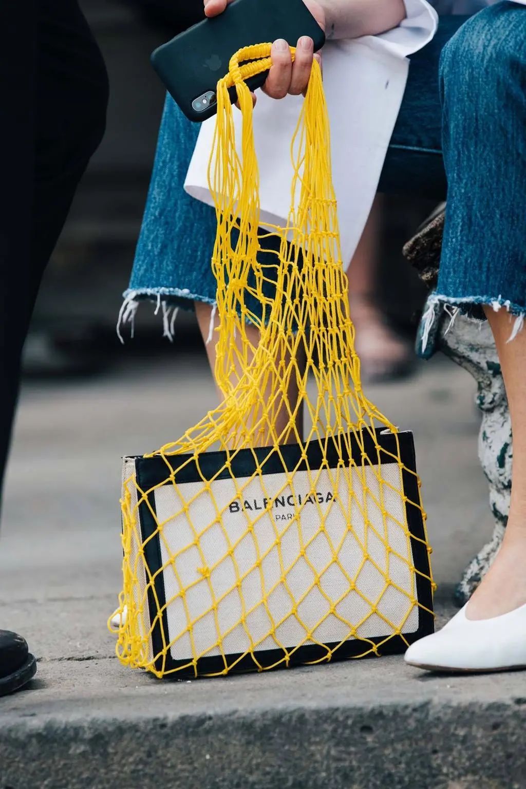 三天打鱼两天晒网｜八戒的珍珠汗衫又在时尚圈翻红了