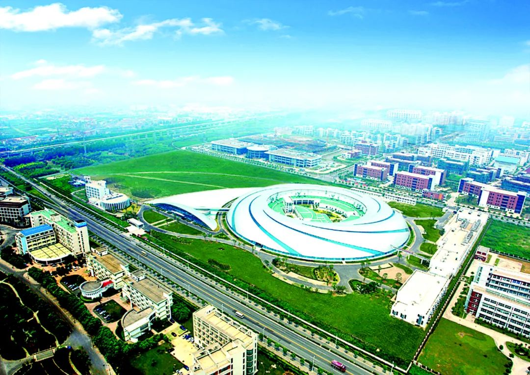 从特斯拉开始的进化,特斯拉加速到极速要多久