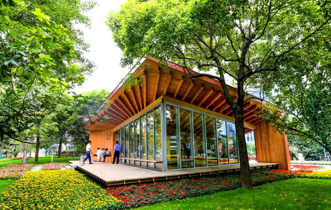 从特斯拉开始的进化,特斯拉加速到极速要多久