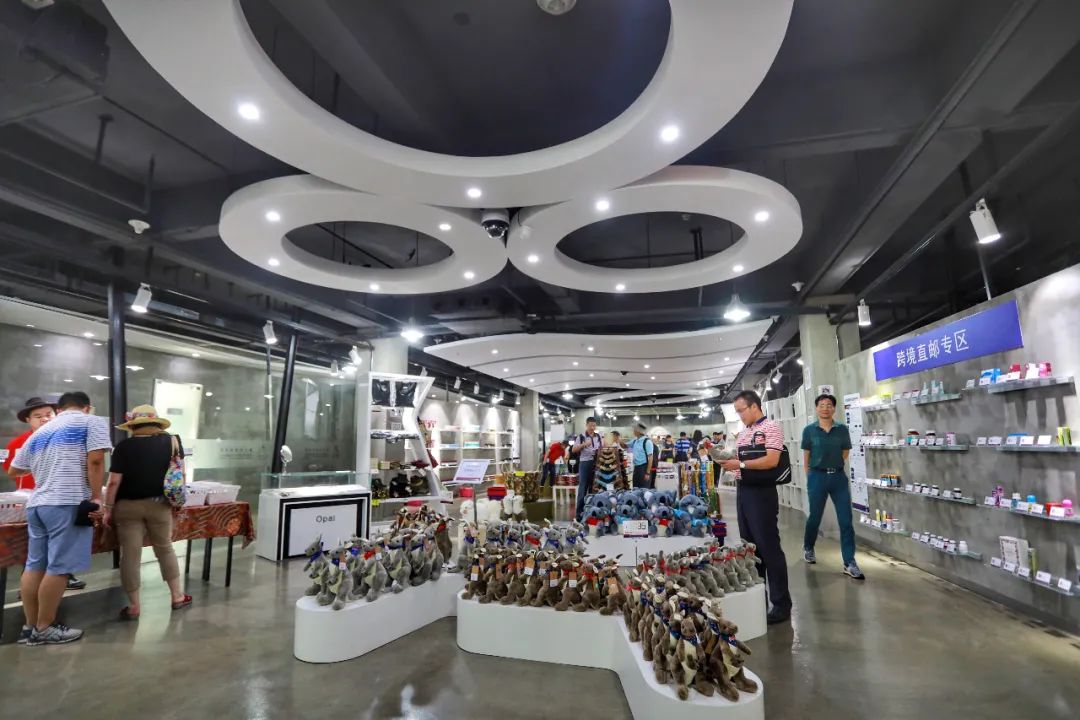 从特斯拉开始的进化,特斯拉加速到极速要多久