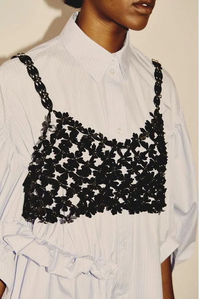 三天打鱼两天晒网|八戒的珍珠汗衫又在时尚圈翻红了