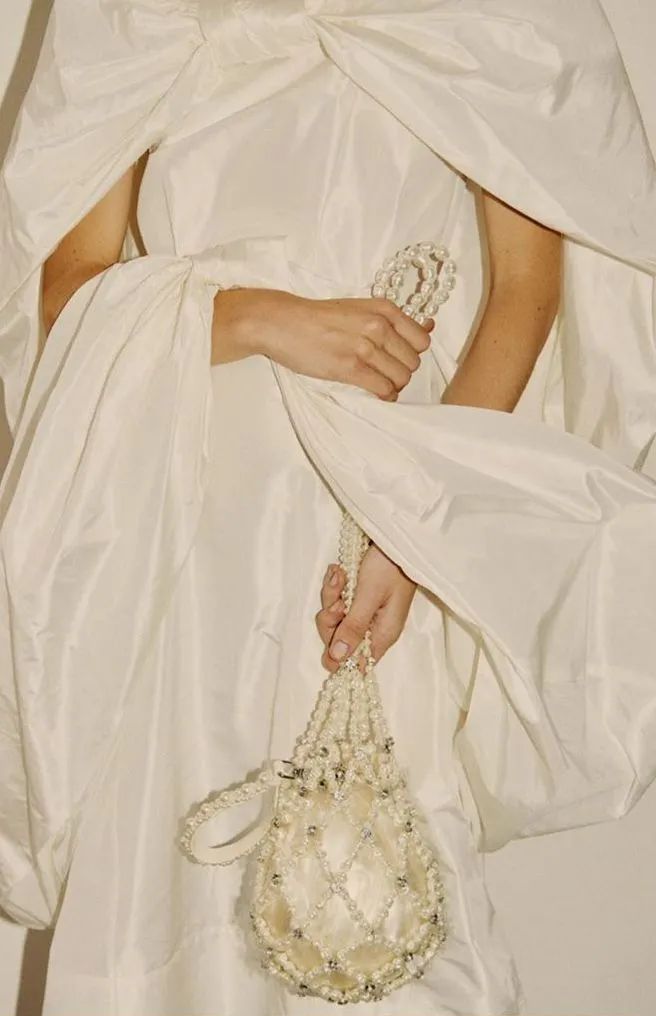 三天打鱼两天晒网|八戒的珍珠汗衫又在时尚圈翻红了