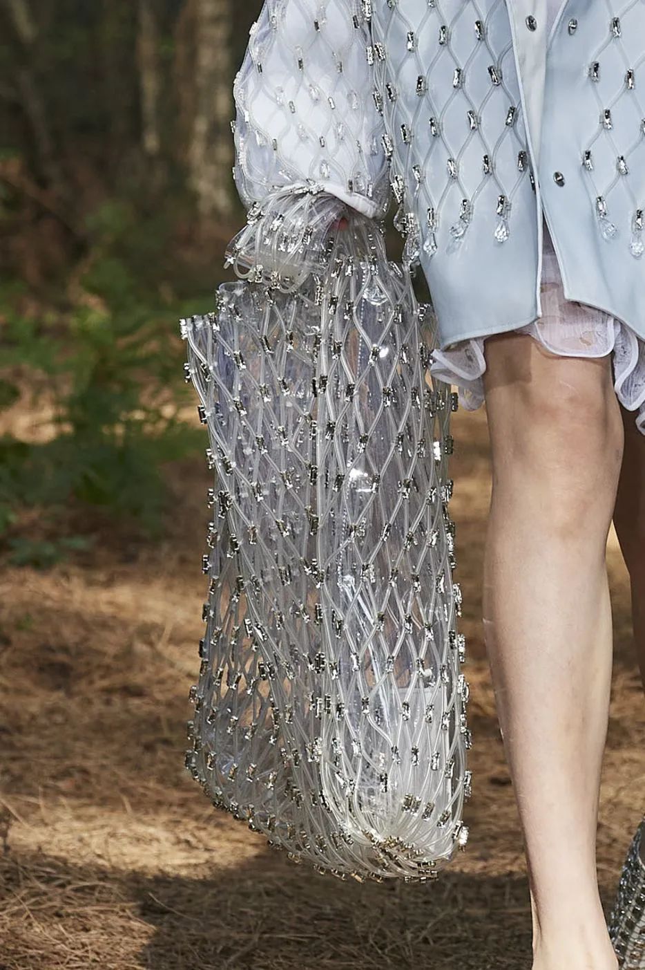 三天打鱼两天晒网|八戒的珍珠汗衫又在时尚圈翻红了