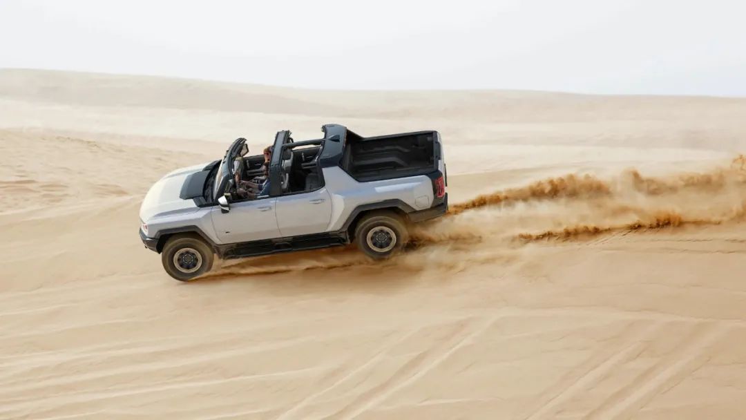 2022gmc悍马ev电动皮卡,2011款悍马h33.7四驱越野皮卡