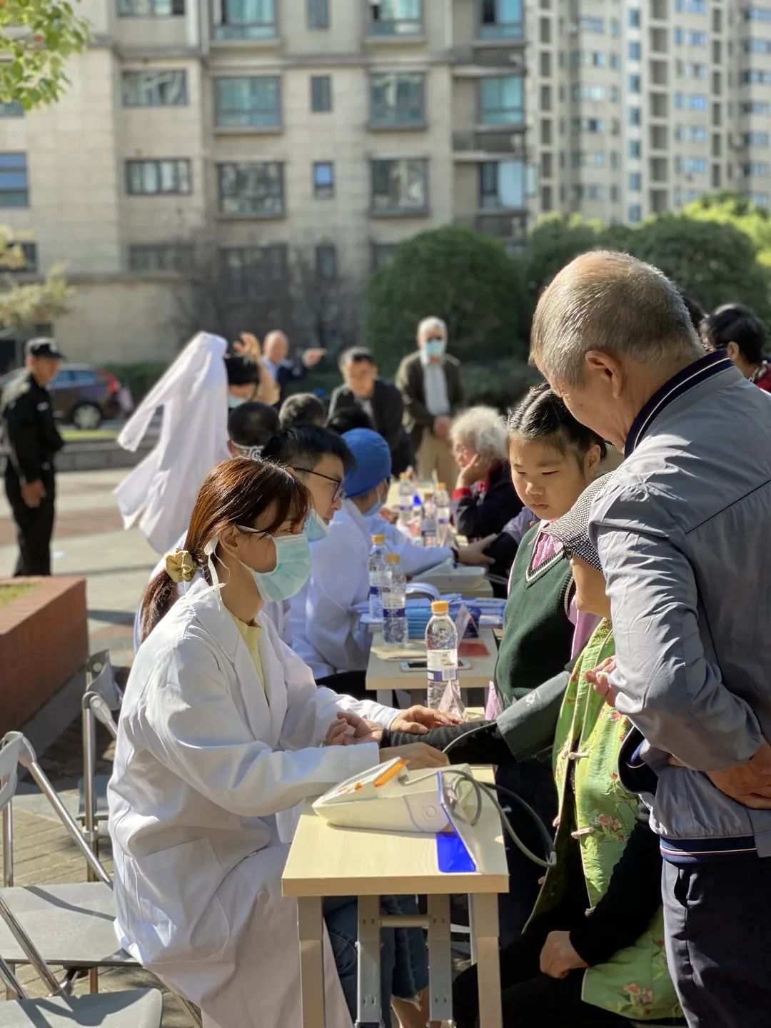 鍗楃爜澶磋閬撶殑鏃ヨ,鍗楃爜澶磋矾鐢熸椿鏃ヨ