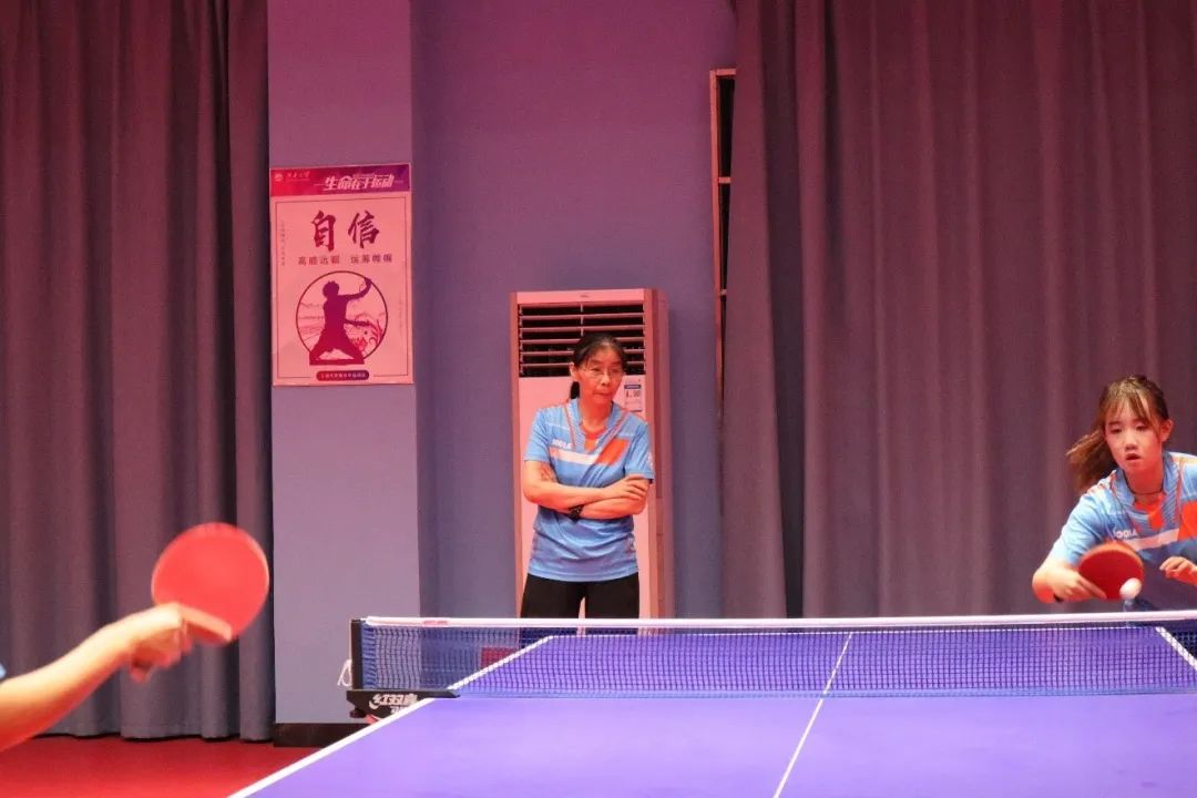 别人家的体育老师南宁,国际级裁判老师