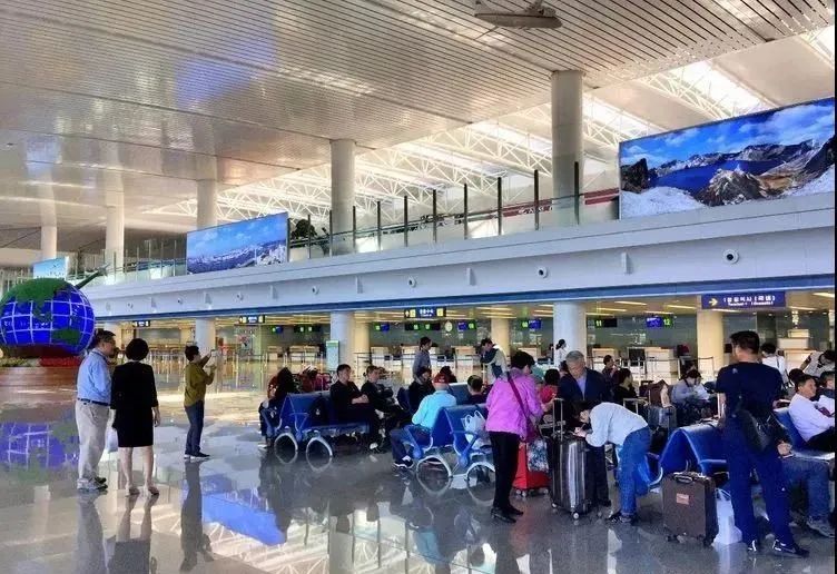 这是一个没有文盲的国家！泉州摄影师探秘实拍“朝鲜表情”