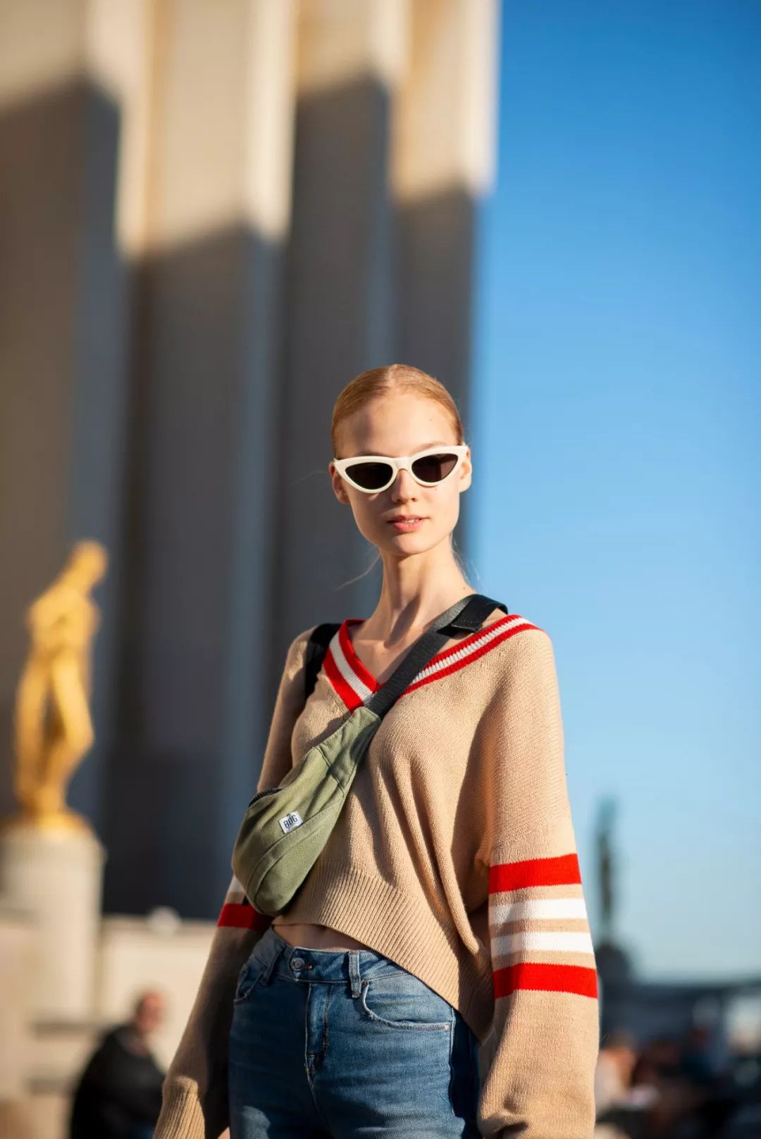 周末突袭|今年流行的V领大毛衣好香好香，看完不被种草算我输