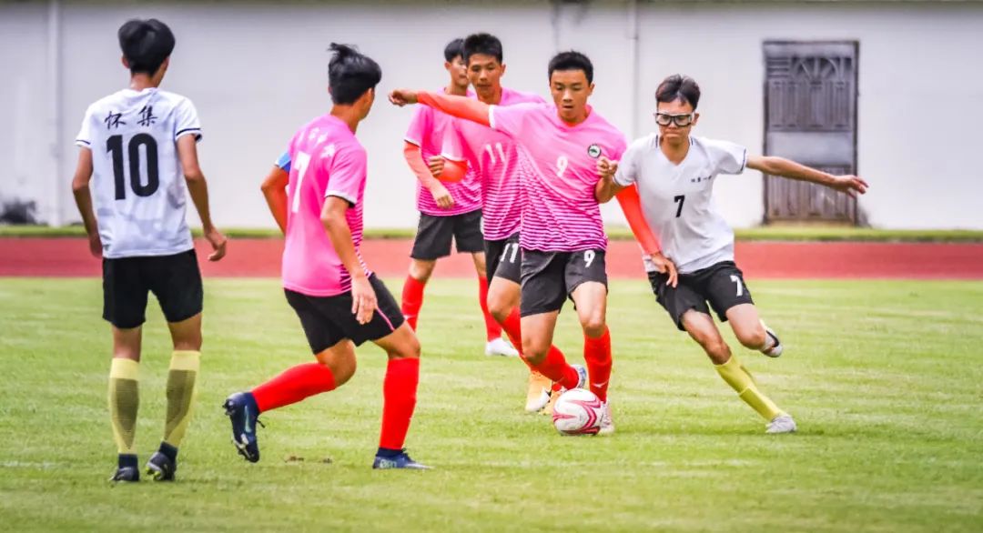 寰愬窞甯傞暱鏉潚灏戝勾鏍″洯瓒崇悆鑱旇禌,閮戝窞甯傞暱鏉潚灏戝勾瓒崇悆鑱旇禌