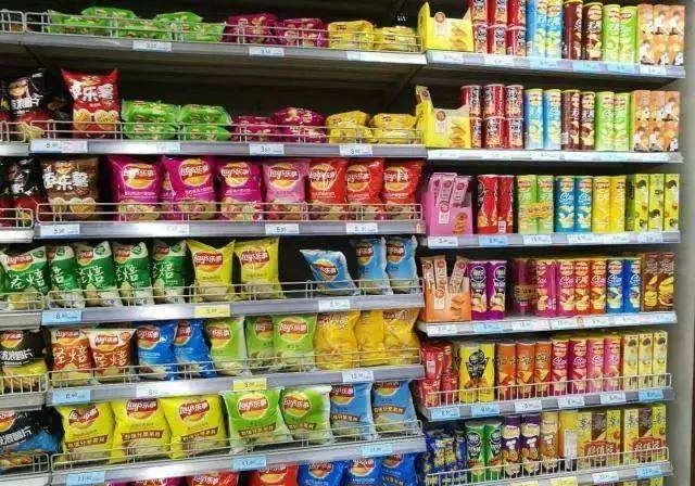 从土豆里吃到八大菜系,薯片为啥让*欲人**罢不能?|睡前聊一会儿