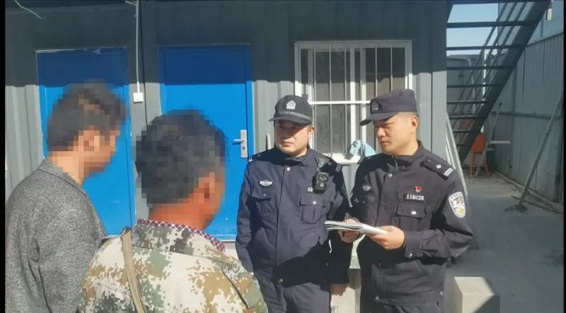 涓ゅ厔寮熻祵閽变笁涓皬鏃惰耽浜嗕笁鍗佷竾,娴庡崡璧屽崥绗竴澶ф