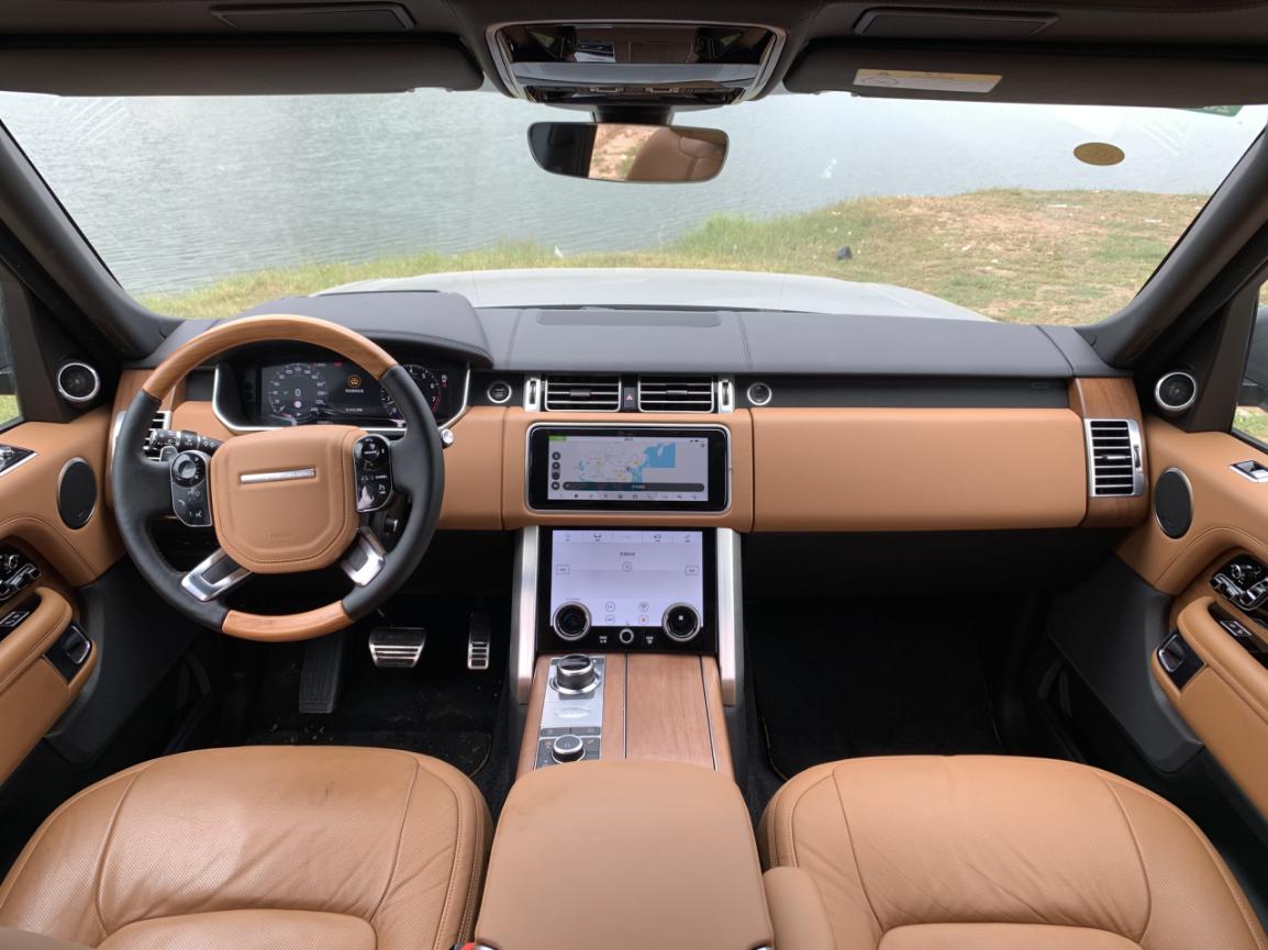 全新路虎揽胜巅峰创世加长版试驾,试驾路虎揽胜创世加长版2024款