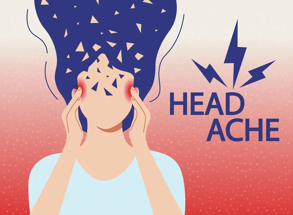 17岁女生头疼突然阶段性失明,19岁眼睛突然失明几分钟后恢复