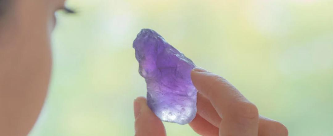 乌拉圭紫水晶手链的作用与功效,乌拉圭紫水晶功效寓意