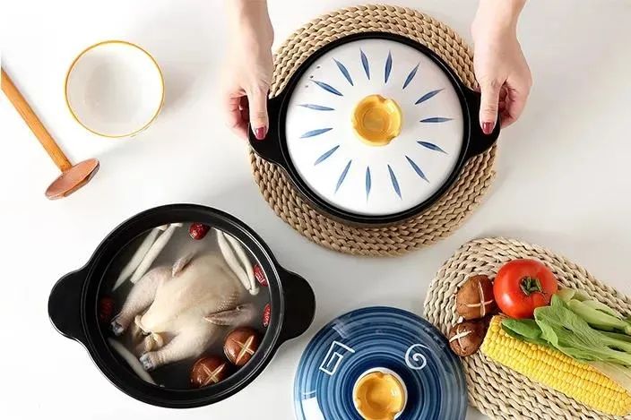 厨房老司机的秘诀!热的均匀、煮肉易烂、炖菜入味的高颜值砂锅,一锅带你重温儿时美味