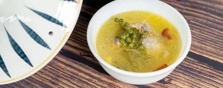 厨房老司机的秘诀!热的均匀、煮肉易烂、炖菜入味的高颜值砂锅,一锅带你重温儿时美味