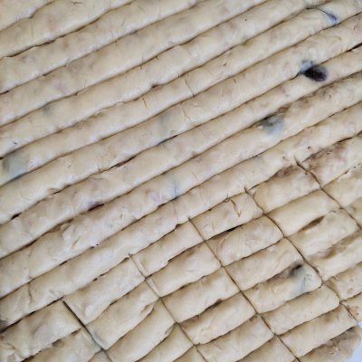 最全牛轧糖家常做法,怎么在家做牛轧糖简单又好吃