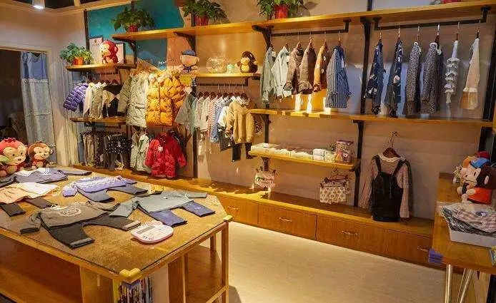 阜阳吾悦万圣节来搞鬼，不给糖就捣蛋！1000件魔法服免费送