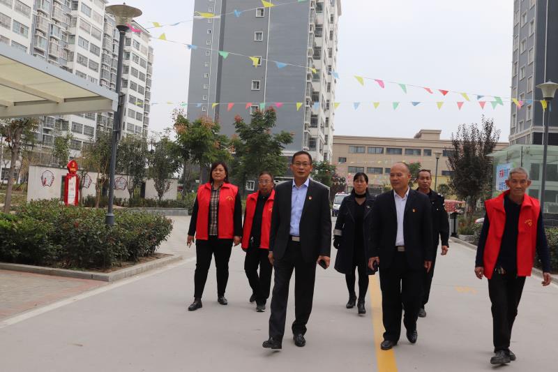 搬迁群众安居乐业,易地扶贫搬迁搬出群众幸福感