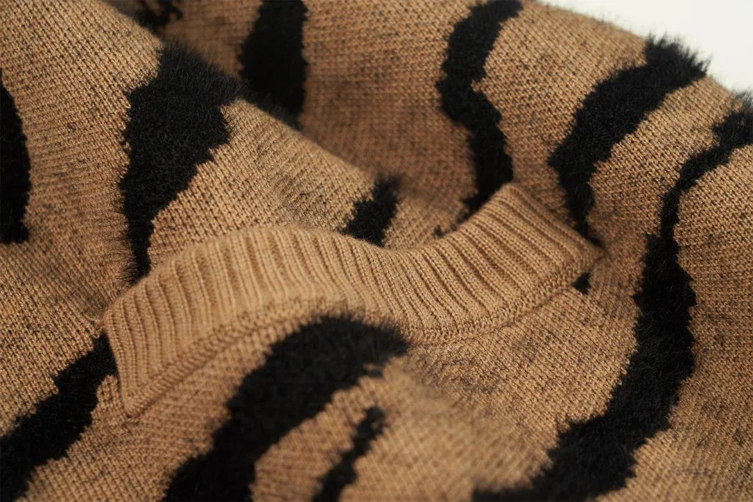 秋冬新款针织开衫女百搭撞色,秋冬必买的基础款针织开衫