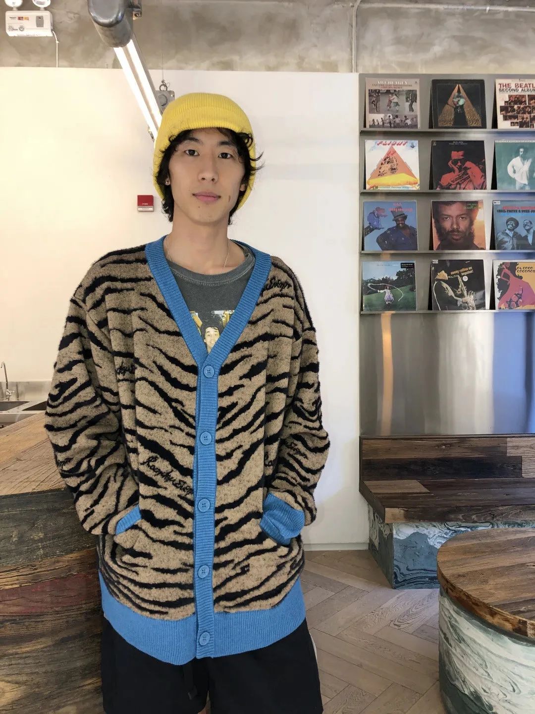 秋冬新款针织开衫女百搭撞色,秋冬必买的基础款针织开衫