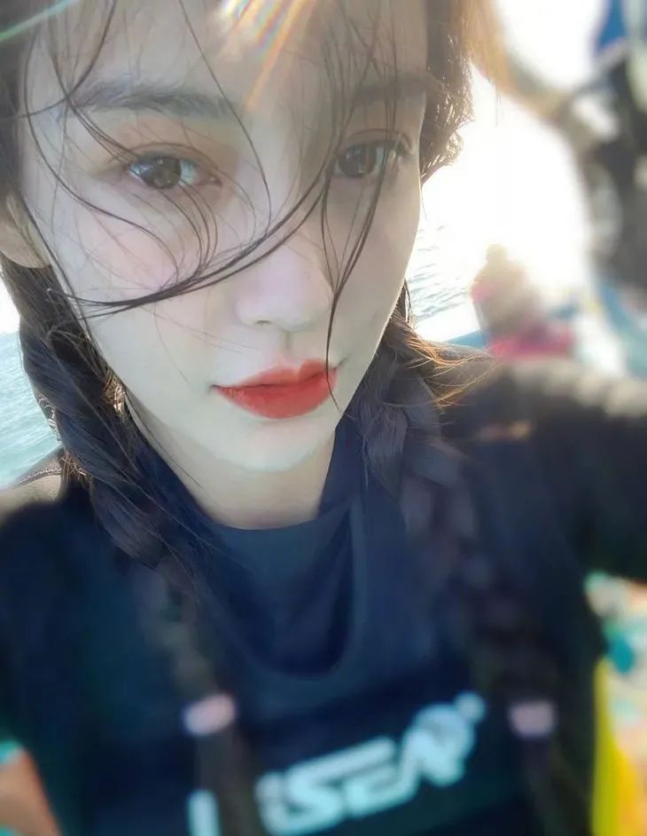 壹周潮话题|杨幂扶了个寂寞也美，万圣节Mai真的拼