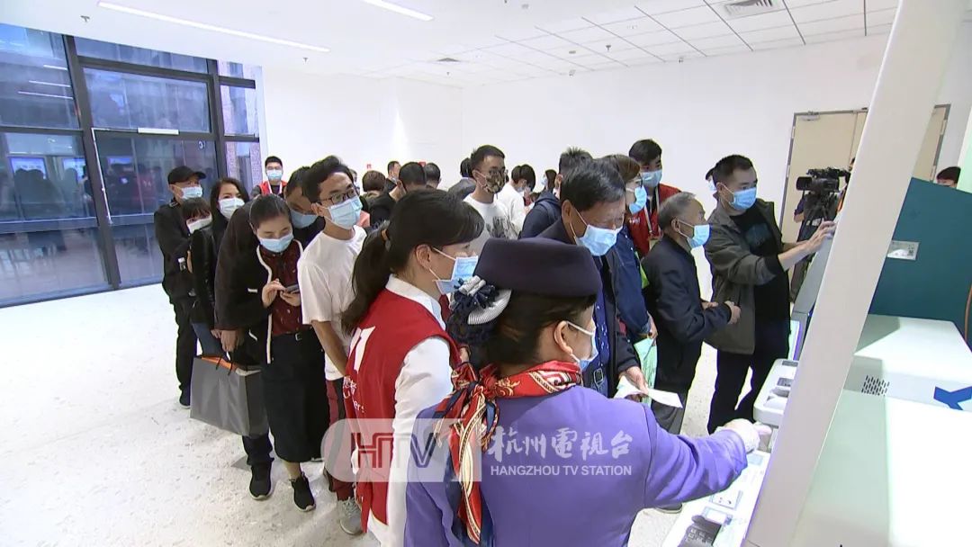 娴欎竴涓撳涔夎瘖,娴欎竴鍖婚櫌鎬婚儴涔夎瘖