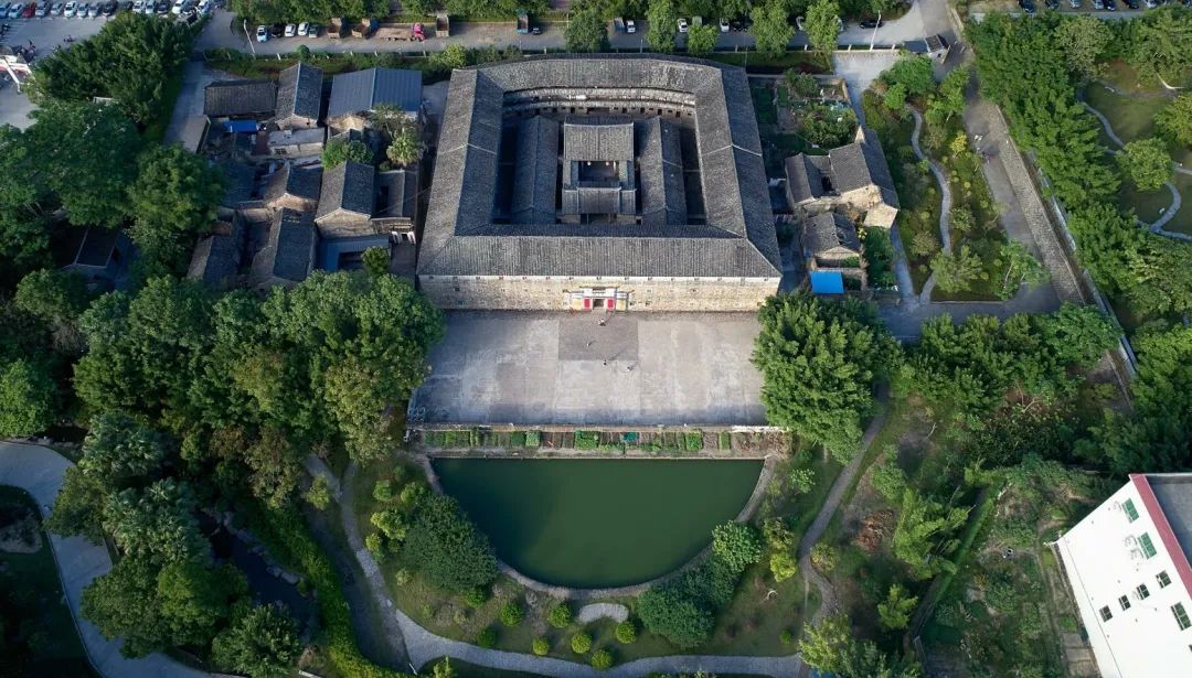 广东不属于珠三角的地方,广东不止只有猪脚饭还有烧鸭