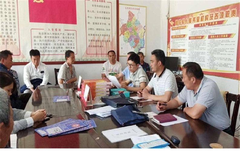 桐柏曾庆收：情系群众心系扶贫