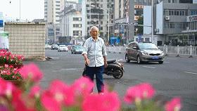 原来养老还可以这么“潮”！百岁老人体验康养新风尚