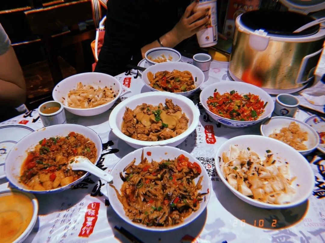 问了21个人,他们为什么N刷长沙