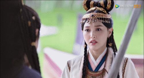 唐嫣再扮紫萱肉眼打碎角色滤镜,唐嫣时隔11年再扮紫萱冻龄美貌