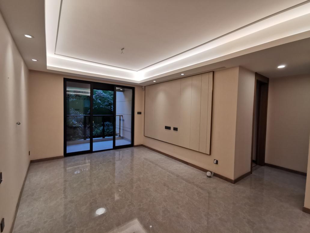 天府麓城和麓山上院哪个更值得买,中信麓山上院最新消息