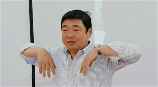 长期低头玩手机颈椎操,长期低头玩手机脖子疼怎么缓解