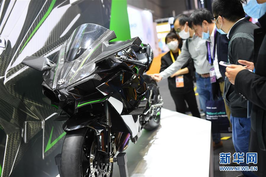 进博会技术装备展区,进博会高端设备