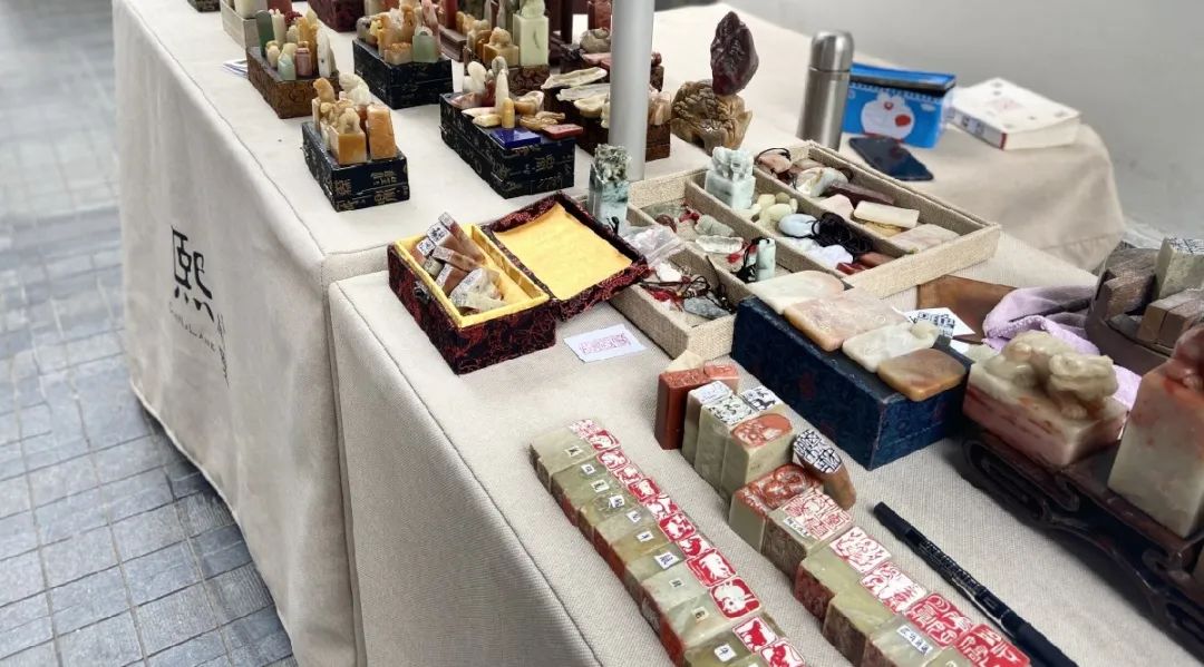 鍗椾含浜虹殑鏃朵唬璁板繂,鍗椾含浜哄涔呬笉鍑洪棬