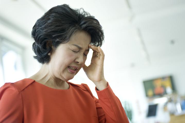 搬家后站立都成了奢望，59岁阿姨：一天头晕几十回，真是因为风水不好吗？