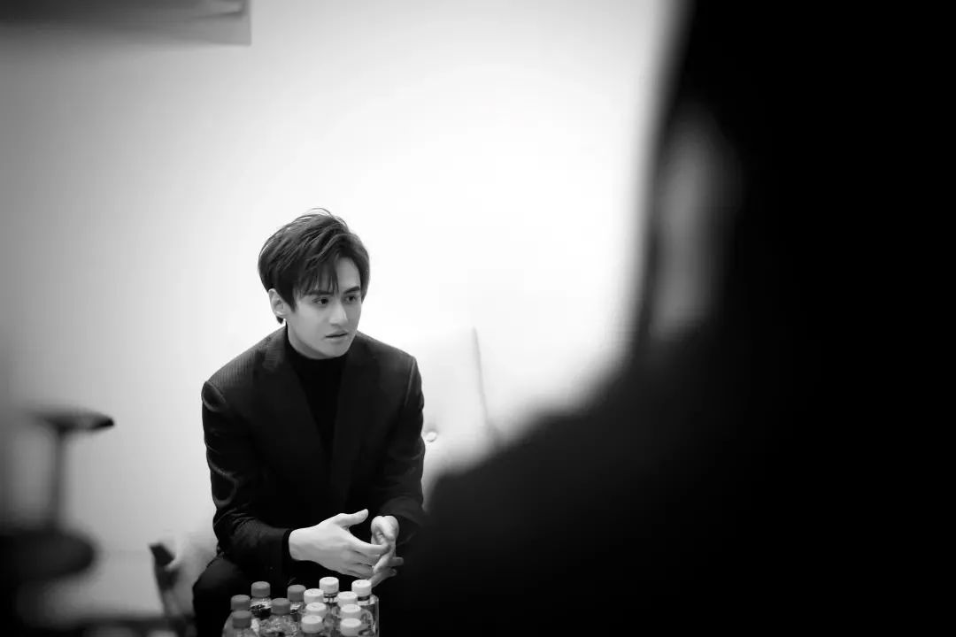 送票|亦闻亦乐,亦中亦西,两场独奏音乐会开启时空浪漫之旅