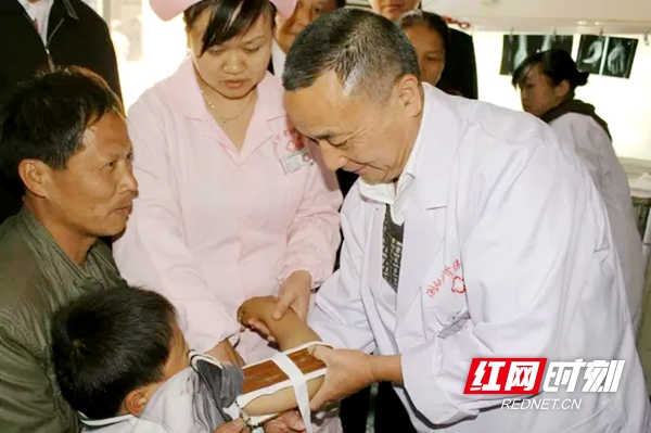 传承创新岐黄之术湖南这些乡镇医院从“逆吸”到“逆袭”