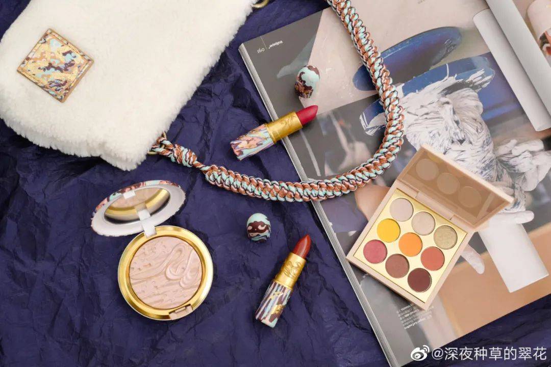 敦煌壁画彩妆,敦煌壁画与美妆联名