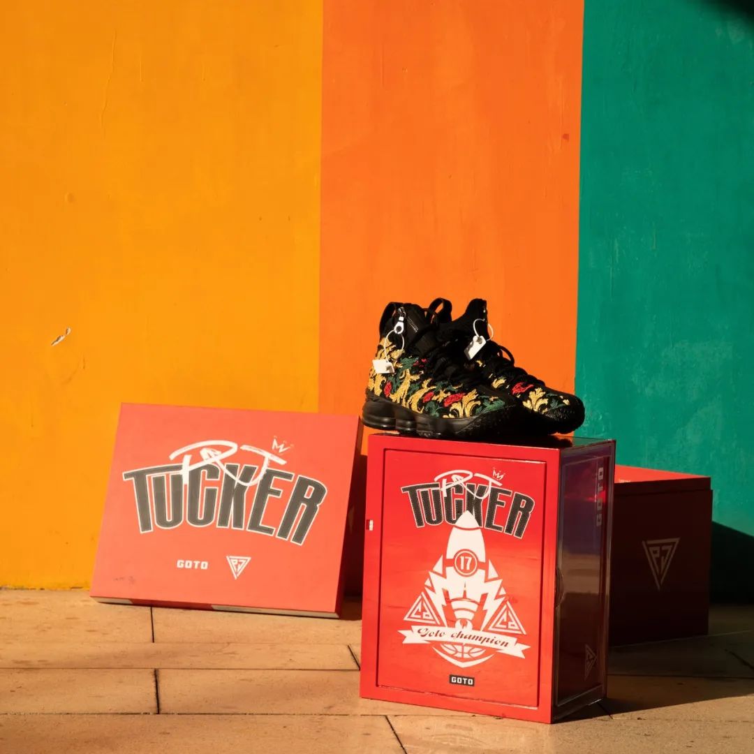 nikesbdunklow最新蓝绿上脚,nikedunksbow联名白绿配色