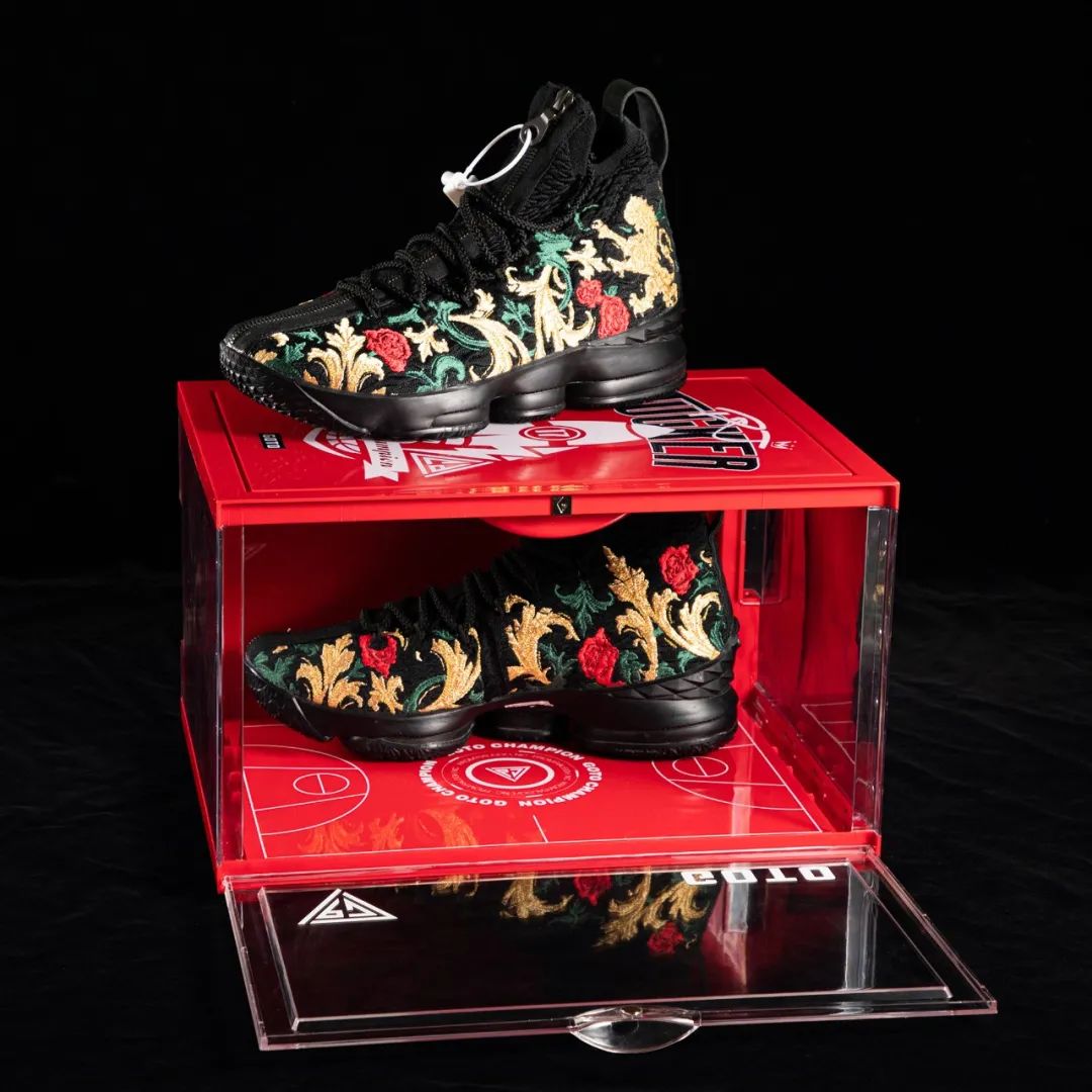 nikesbdunklow最新蓝绿上脚,nikedunksbow联名白绿配色