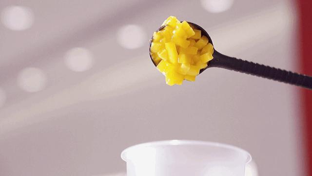 sevenbus冰淇淋奶茶9.9,sevenbus岩烧芝士奶茶