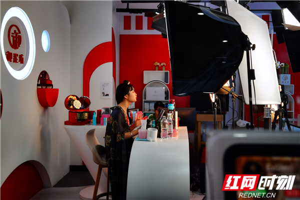 御家汇2019销售额,御家汇双十一销售5亿