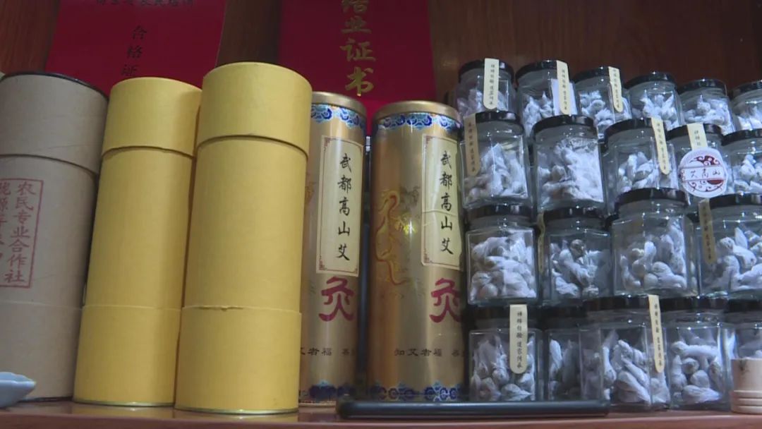 线上线下双渠道开展,线上线下双渠道融合