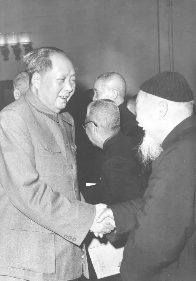 被毛*东泽**称为“国宝”!140年,这位史学宗师的名字依旧闪耀!