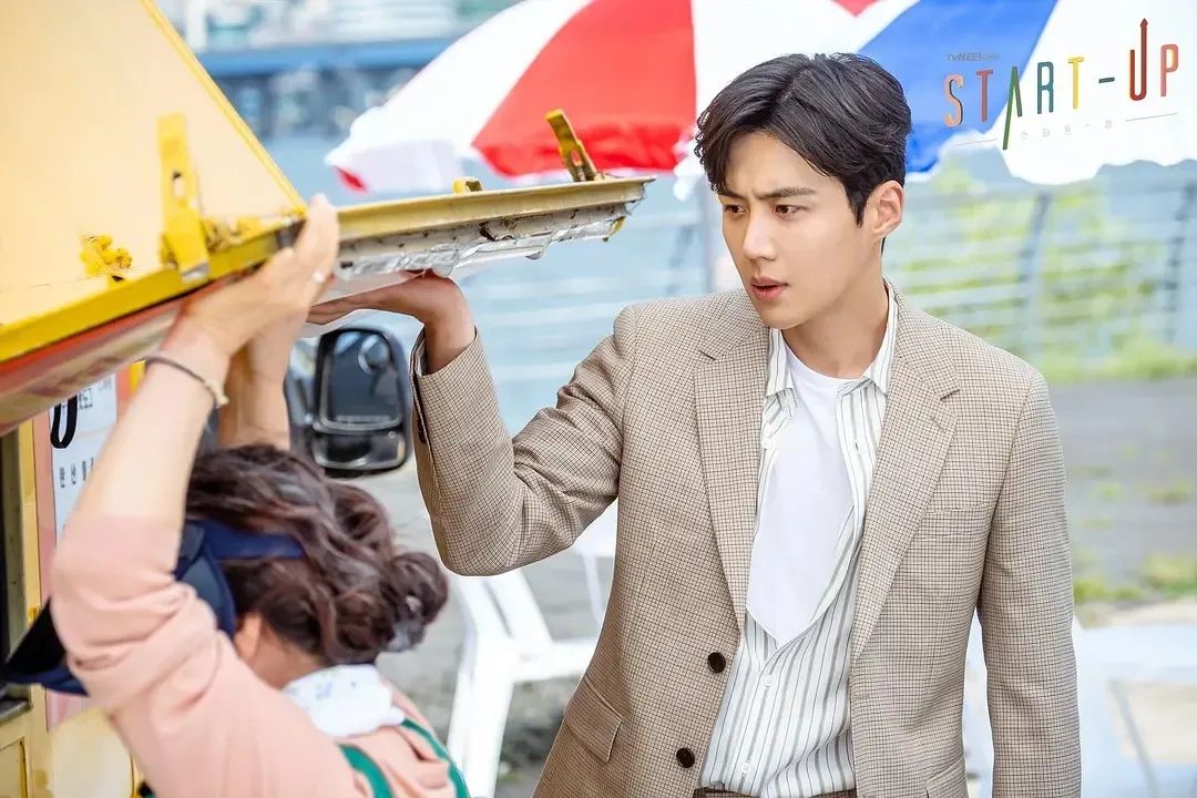 一部关于富二代打工的韩剧,关于打工的电视剧韩剧