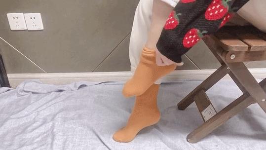 踩在脚下的暖宝宝？穿上1秒暖5℃的雪地袜，循环锁温，透气不臭脚